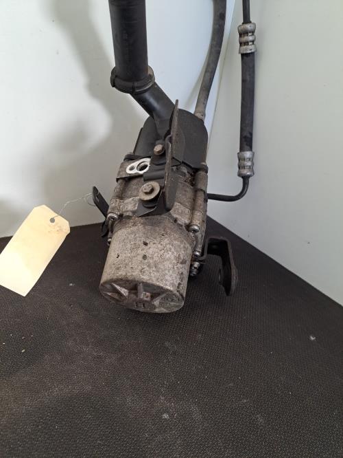 Image Pompe de direction - CITROEN C4 2