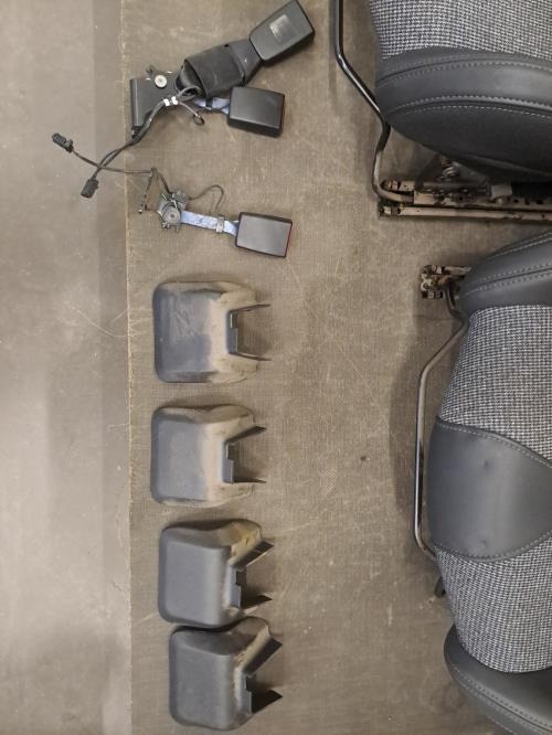 Image Interieur complet - PEUGEOT 3008 2