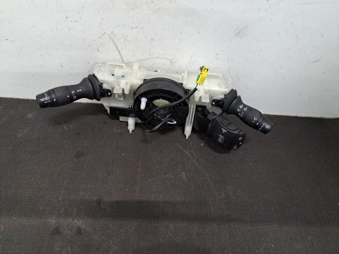 Image Com (Bloc Contacteur Tournant+Commodo Essuie Glace+Commodo Phare) - RENAULT GRAND SCENIC 3