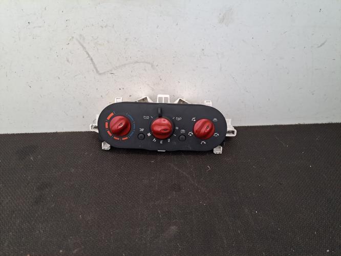 Image Commande chauffage - RENAULT TWINGO 2