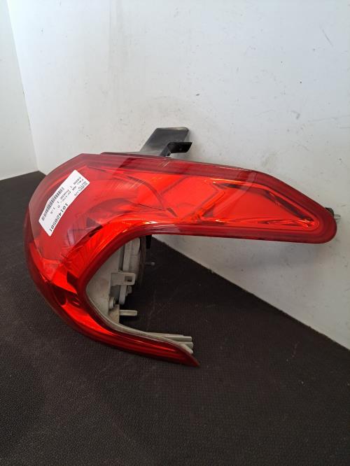 Image Feu arriere principal droit (feux) - PEUGEOT 2008 1