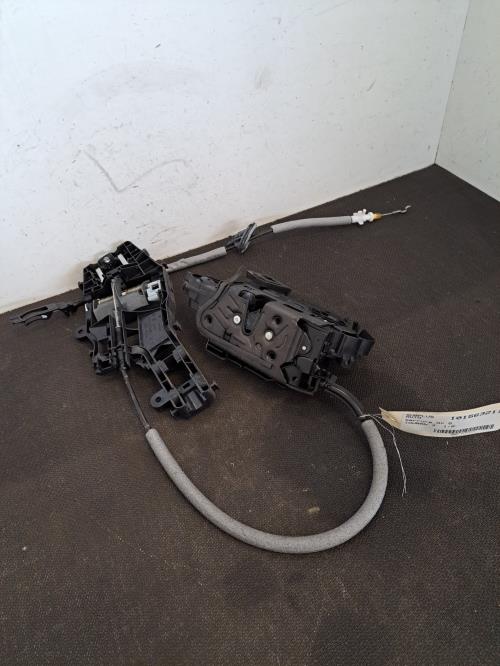 Image Serrure avant gauche - VOLKSWAGEN TOURAN 3