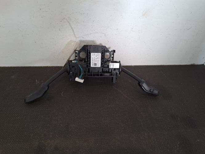 Image Com (Bloc Contacteur Tournant+Commodo Essuie Glace+Commodo Phare) - VOLKSWAGEN TOURAN 3