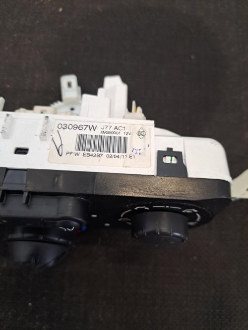 Image Commande chauffage - RENAULT CLIO 3