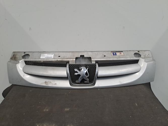 Image Calandre - PEUGEOT PARTNER 1