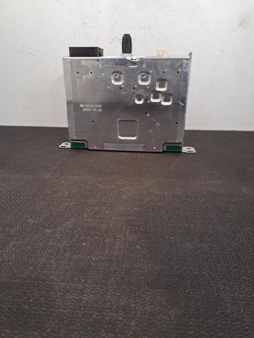 Image Autoradio d'origine - PEUGEOT 2008 1