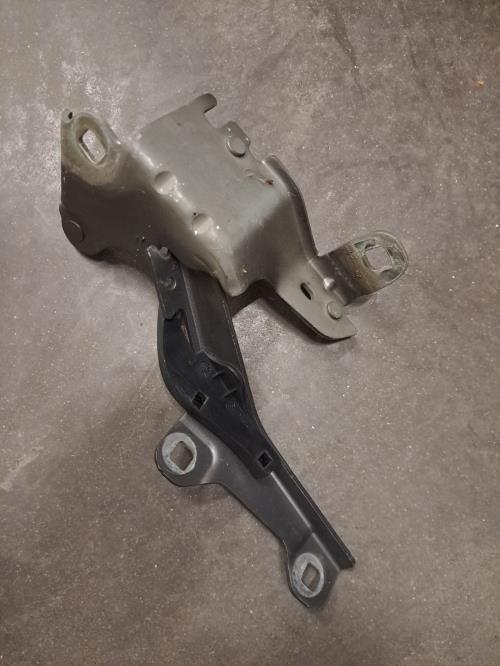 Image Charniere de capot - RENAULT LAGUNA 3