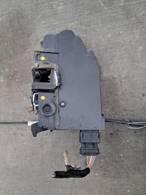 Image Serrure avant gauche - PEUGEOT 308 2 SW