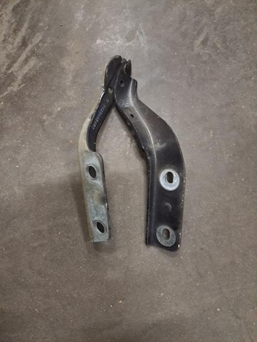 Image Charniere de capot - PEUGEOT 607