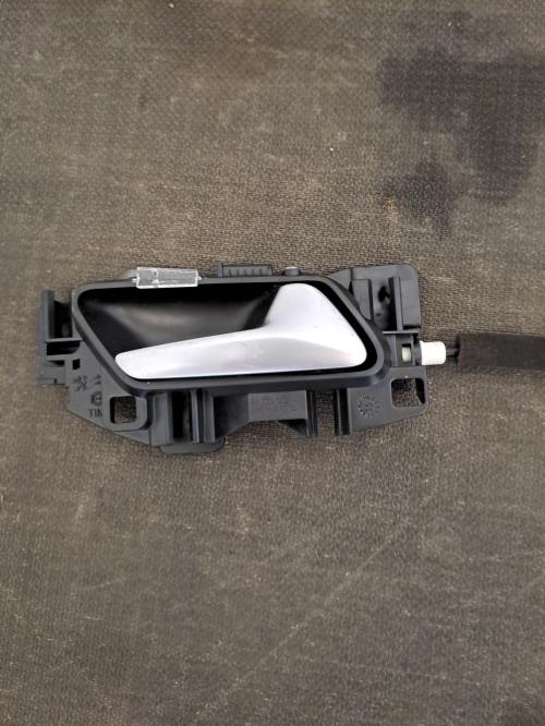 Image Serrure avant droit - PEUGEOT 308 2 SW