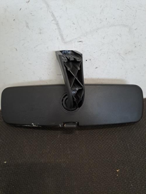 Image Retroviseur interieur - TOYOTA YARIS 3