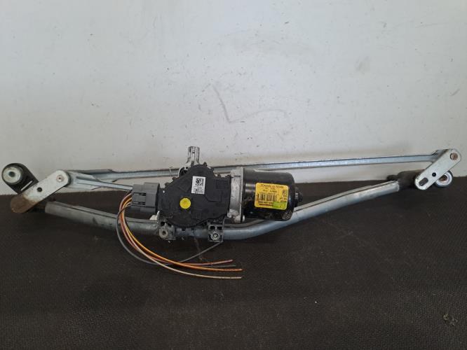 Image Moteur essuie glace avant - DACIA SANDERO 2