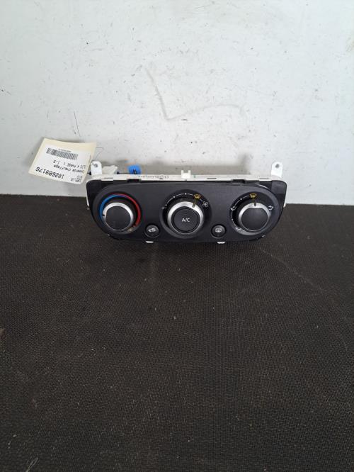 Image Commande chauffage - RENAULT CLIO 4