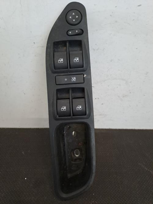 Image Interrupteur de leve vitre avant gauche - FIAT TIPO