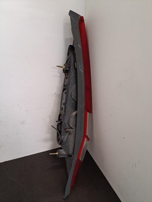 Image Feu arriere principal droit (feux) - FIAT PUNTO 2