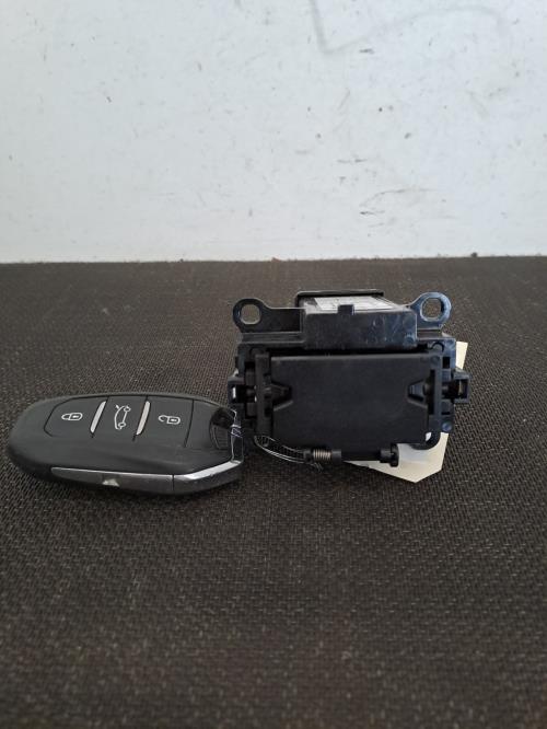 Image Neiman - CITROEN C4 GRAND PICASSO 2