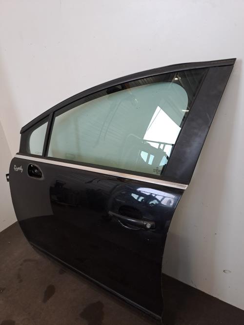 Image Porte avant gauche - PEUGEOT 5008 1