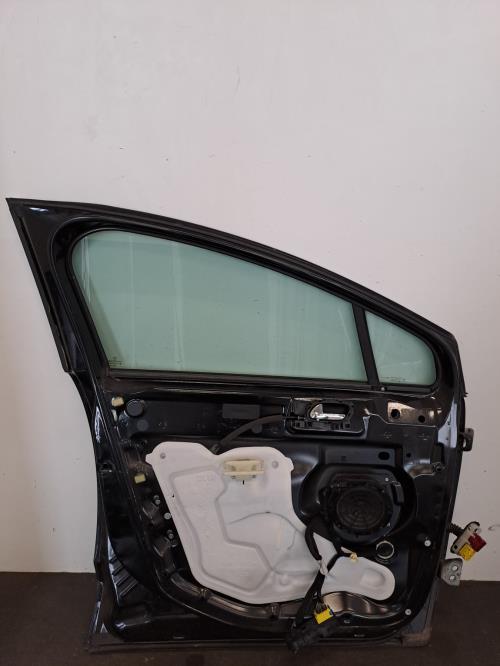 Image Porte avant gauche - PEUGEOT 5008 1