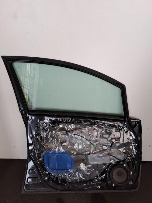 Image Porte avant gauche - TOYOTA AURIS 1
