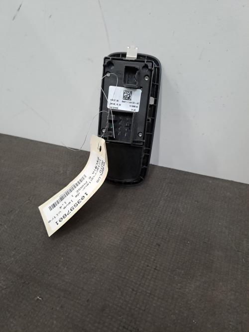 Image Interrupteur de leve vitre avant gauche - FORD FIESTA 6