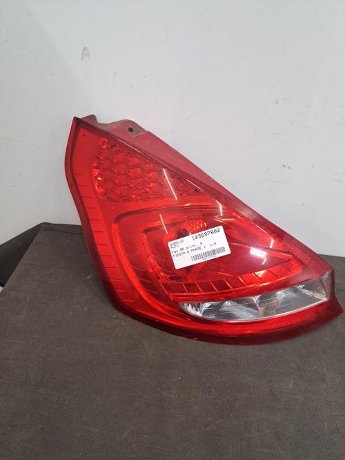 Image Feu arriere principal gauche (feux) - FORD FIESTA 6