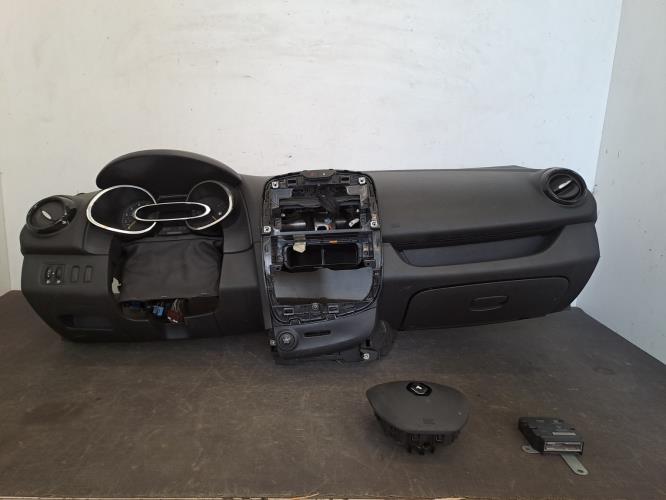 Image Planche de bord complete - RENAULT CLIO 4