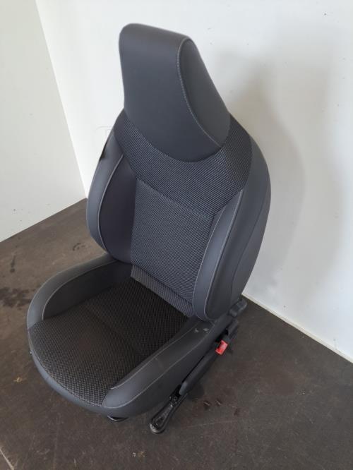 Image Siege avant droit - RENAULT WIND