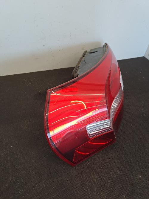 Image Feu arriere principal gauche (feux) - CITROEN C4 PICASSO 2