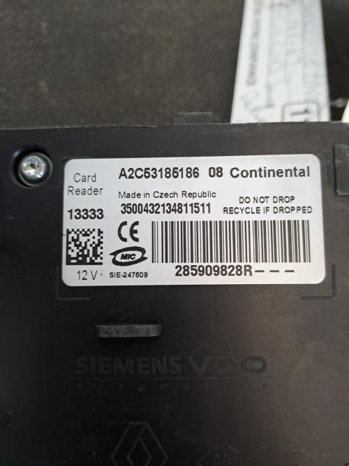 Image Lecteur de carte (neiman) - RENAULT GRAND SCENIC 3