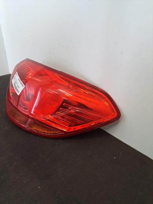 Image Feu arriere principal droit (feux) - OPEL ASTRA J SPORTS