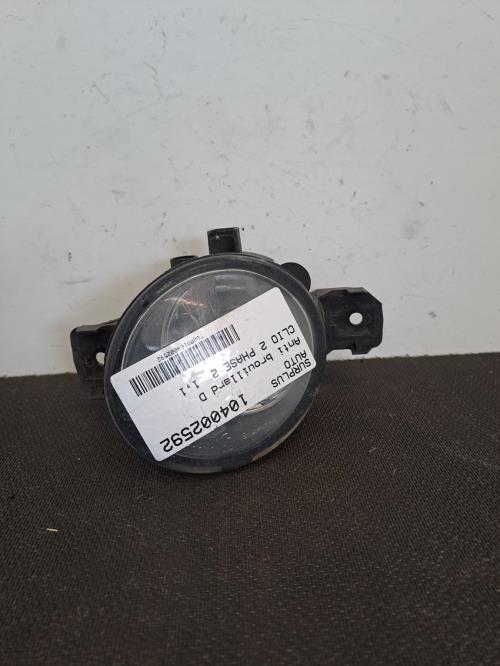 Image Anti brouillard droit (feux) - RENAULT CLIO 2