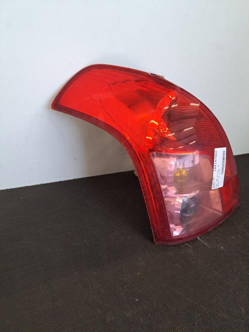 Image Feu arriere principal gauche (feux) - SUZUKI SWIFT 3