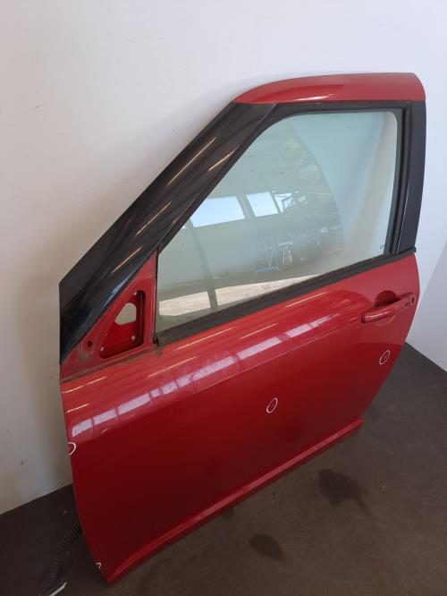Image Porte avant gauche - SUZUKI SWIFT 3