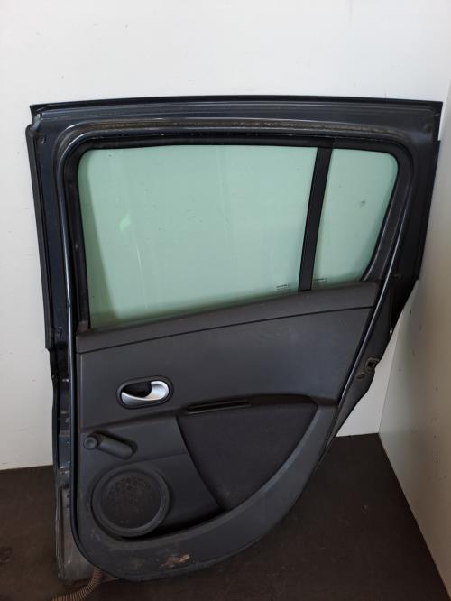 Image Porte arriere droit - RENAULT CLIO 3