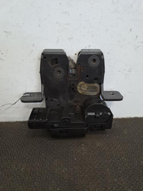 Image Serrure de hayon - NISSAN QASHQAI 1