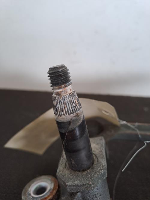 Image Moteur essuie glace avant gauche - PEUGEOT 3008 1