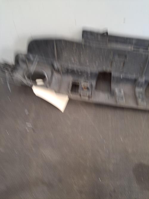 Image Support de pare chocs arriere - PEUGEOT 2008 1