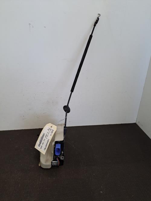 Image Serrure avant droit - VOLKSWAGEN GOLF 5
