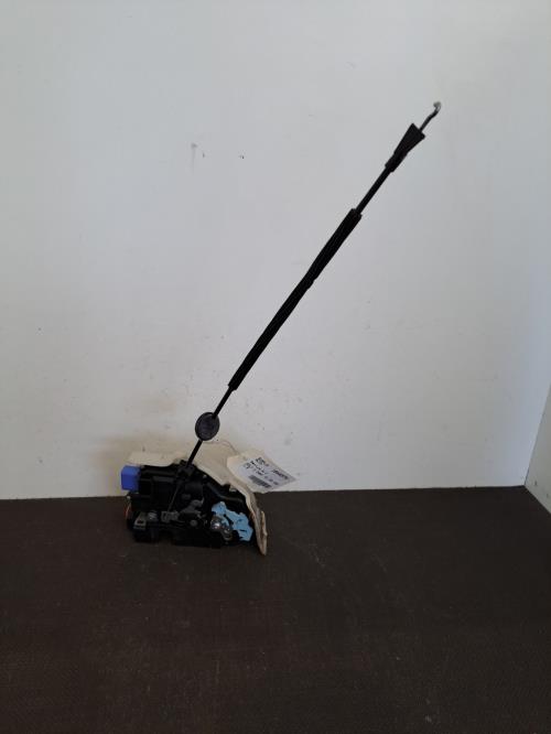 Image Serrure avant droit - VOLKSWAGEN GOLF 5