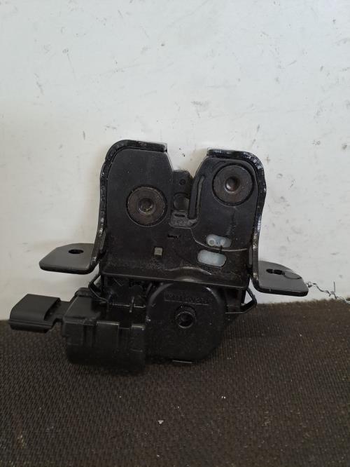 Image Serrure de hayon - RENAULT CLIO 4