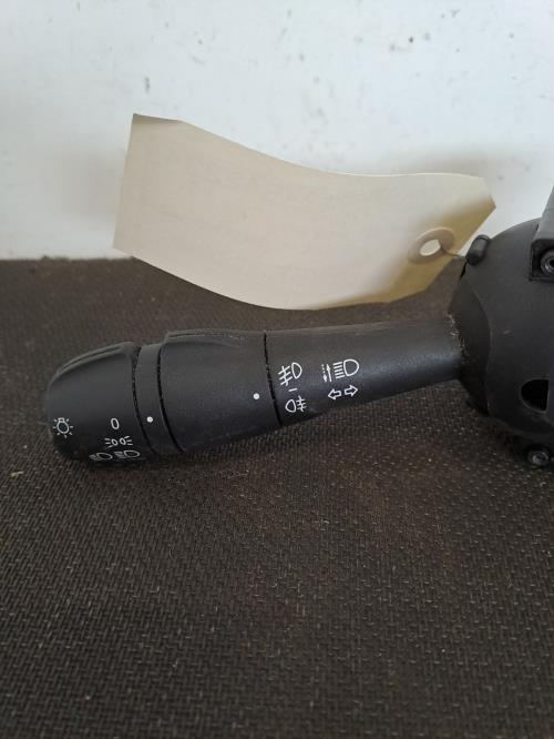 Image Commodo phare - RENAULT CLIO 4