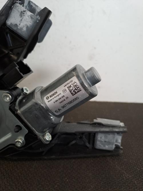 Image Moteur essuie glace arriere - PEUGEOT 308 2