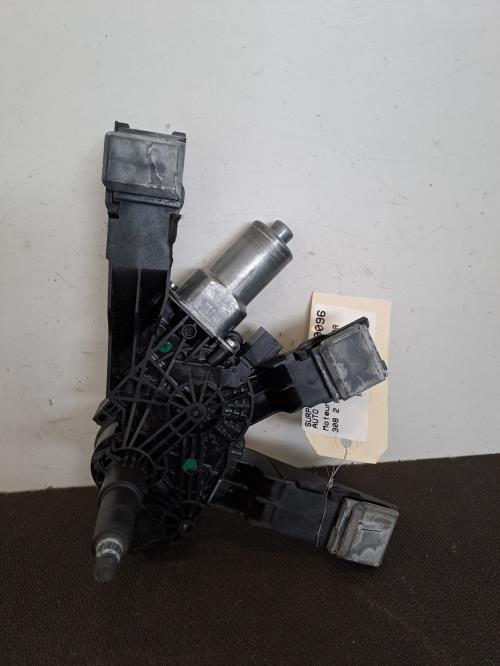Image Moteur essuie glace arriere - PEUGEOT 308 2