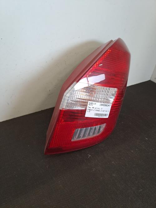 Image Feu arriere principal droit (feux) - SKODA FABIA 2