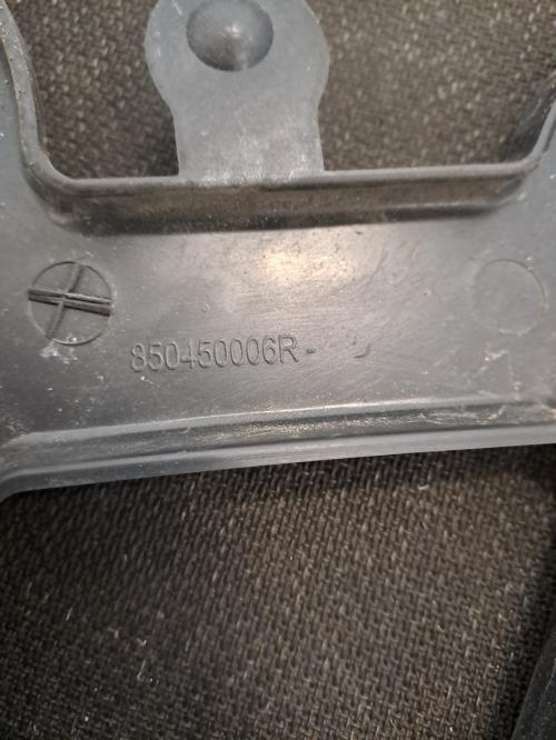 Image Moulure de pare choc arriere - RENAULT MEGANE 3