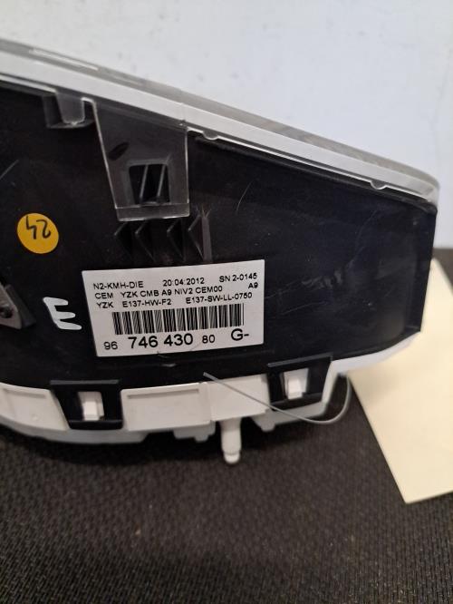 Image Compteur - PEUGEOT 208 1