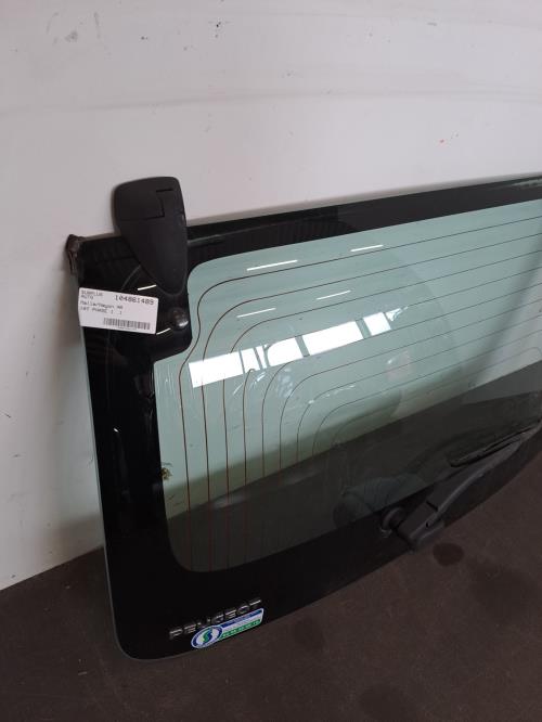 Image Lunette arriere - PEUGEOT 107