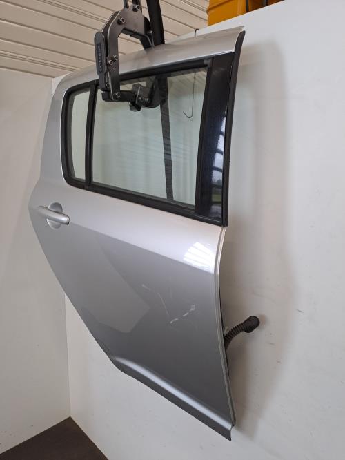 Image Porte arriere droit - SUZUKI SWIFT 3
