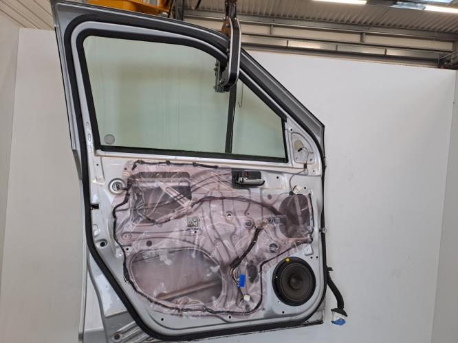 Image Porte avant gauche - SUZUKI SWIFT 3