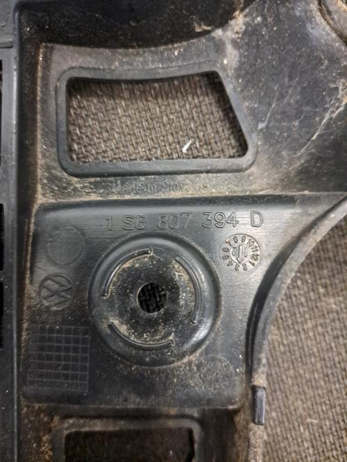 Image Moulure de pare choc arriere - VOLKSWAGEN UP